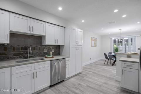1625 Ashmore Green Drive, Jacksonville FL - photo 17 of 41