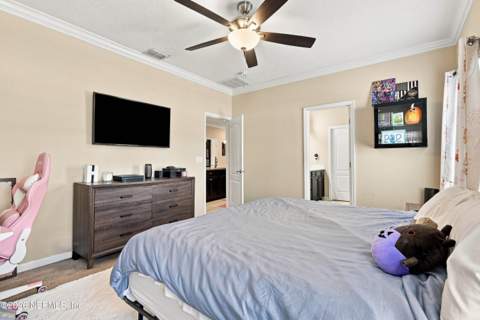 7281 Claremont Creek Drive, Jacksonville FL - photo 13 of 28
