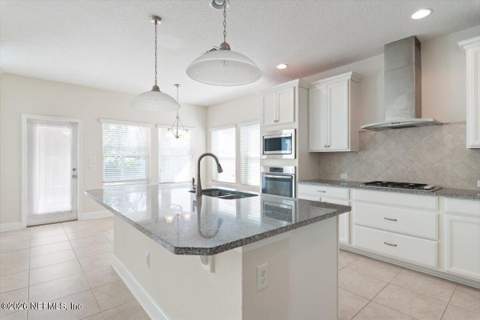 3637 Crossview Drive, Jacksonville FL - photo 17 of 56
