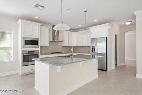 3637 Crossview Drive, Jacksonville FL - photo 15 of 56