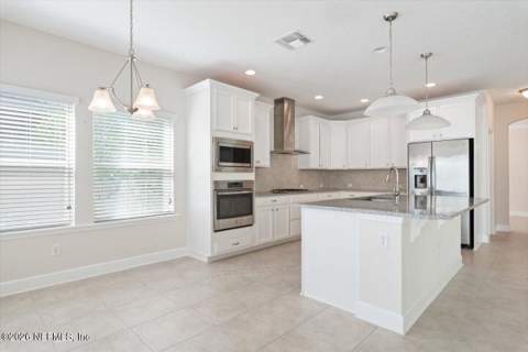 3637 Crossview Drive, Jacksonville FL - photo 18 of 56