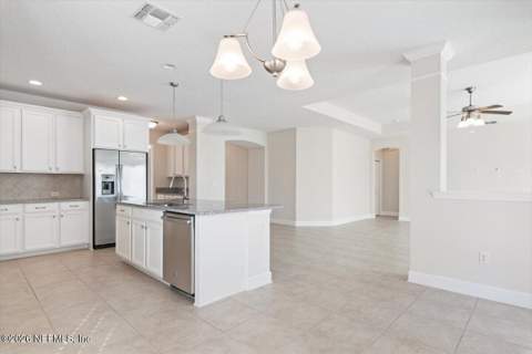 3637 Crossview Drive, Jacksonville FL - photo 19 of 56