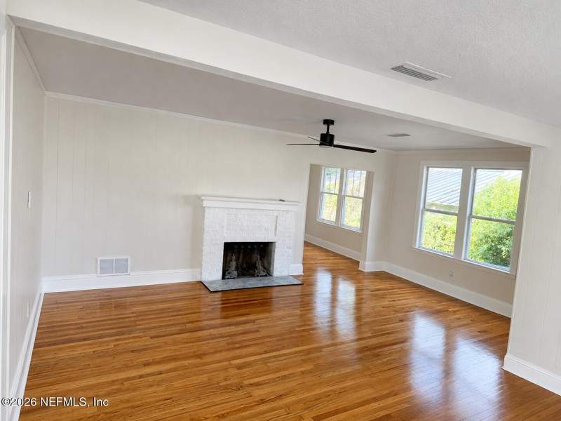 3 bedroom Single Family Residence at 7128 Lucky Drive, Tallulah Park, Jacksonville — photo 2