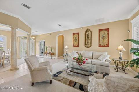 11294 Kingsley Manor Way, Jacksonville FL - photo 9 of 49