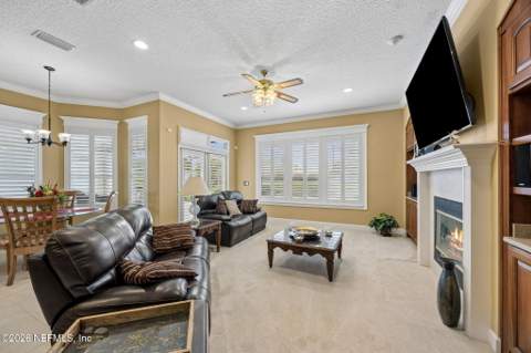 11294 Kingsley Manor Way, Jacksonville FL - photo 10 of 49