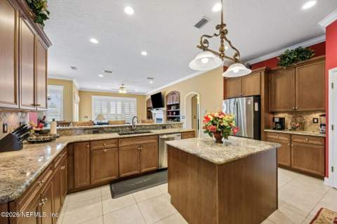 11294 Kingsley Manor Way, Jacksonville FL - photo 14 of 49