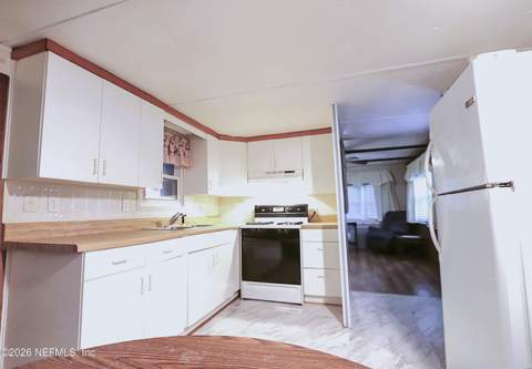 154 Tennessee Avenue, Crescent City FL - photo 7 of 28