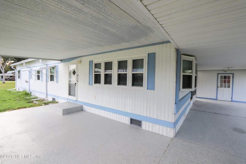 3 bedroom Mobile Home at 154 Tennessee Avenue, River Park, Crescent City — photo 3