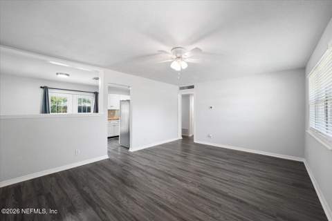 6529 Bo Peep Drive, Jacksonville FL - photo 6 of 27