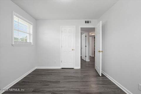 6529 Bo Peep Drive, Jacksonville FL - photo 17 of 27