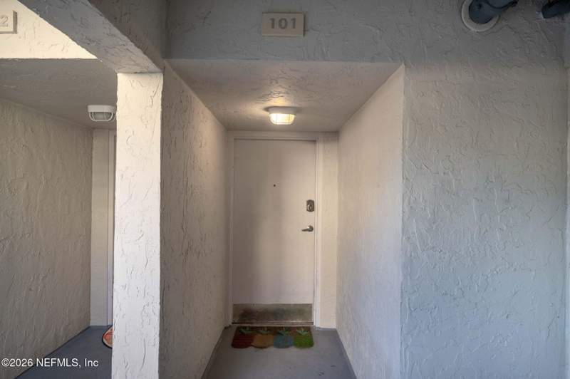 2 bedroom Condominium at 10 N 11th Avenue #101, Beachdrifter, Jacksonville Beach — photo 3