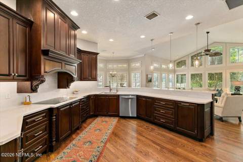 8106 Seven Mile Drive, Ponte Vedra Beach FL - photo 23 of 65