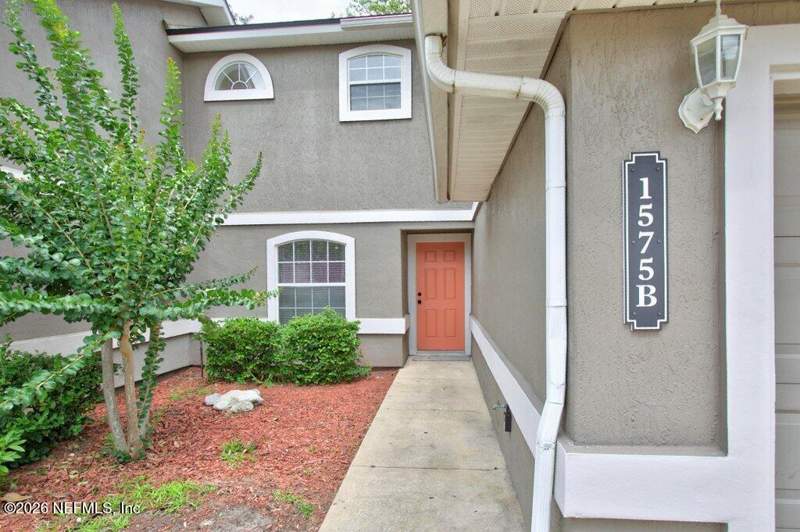 3 bedroom Townhouse at 1575 Vineland Circle #B, Autumn Glen, Fleming Island — photo 3