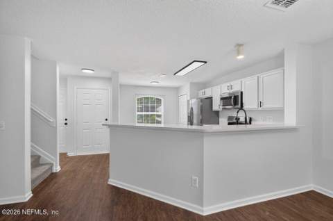 1575 Vineland Circle #B, Fleming Island FL - photo 8 of 38
