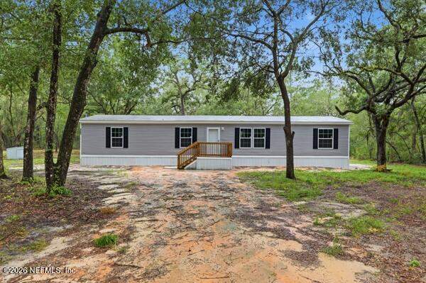 4 bedroom Mobile Home at 4587 Alan Lake Road, Alan Lake Estates, Keystone Heights — photo 2