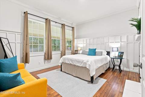 1630 Larue Avenue, Jacksonville FL - photo 13 of 43