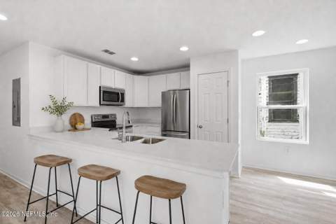 1236 Hart Street, Jacksonville FL - photo 10 of 33