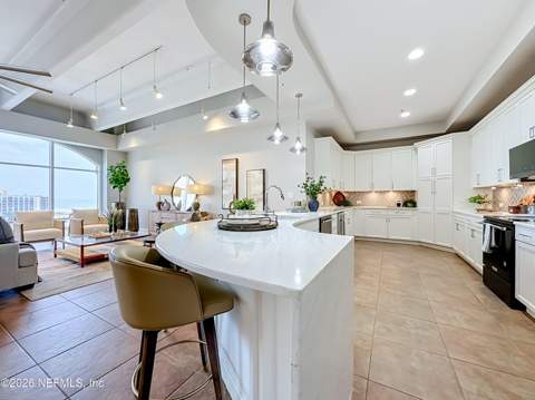 320 1st Street #810, Jacksonville Beach FL - photo 10 of 39