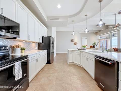 320 1st Street #810, Jacksonville Beach FL - photo 12 of 39