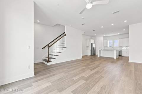1027 N 1st Avenue, Jacksonville Beach FL - photo 9 of 38