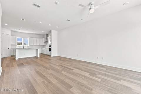 1027 N 1st Avenue, Jacksonville Beach FL - photo 10 of 38