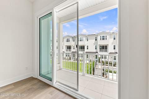 1027 N 1st Avenue, Jacksonville Beach FL - photo 12 of 38