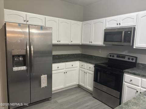 3711 Kirkpatrick Circle #16-1, Jacksonville FL - photo 6 of 27