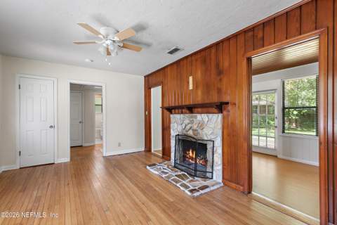 1522 Murray Drive, Jacksonville FL - photo 10 of 25