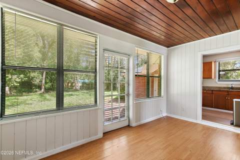 1522 Murray Drive, Jacksonville FL - photo 11 of 25