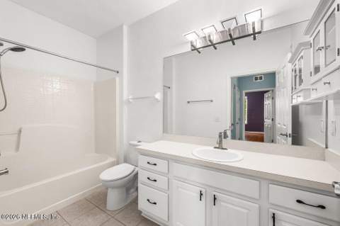 7801 Point Meadows Drive #8202, Jacksonville FL - photo 16 of 23