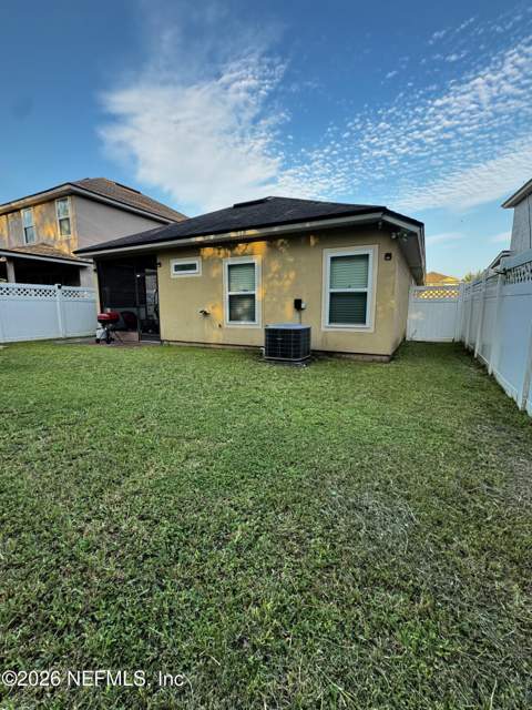 805 Glendale Lane, Orange Park FL - photo 14 of 17