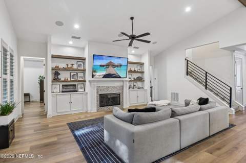 12687 Autumn Garden Drive, Jacksonville FL - photo 15 of 86