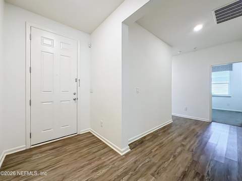 9756 Price Park Drive, Jacksonville FL - photo 7 of 48