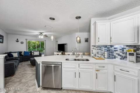 86279 Venetian Avenue, Yulee FL - photo 12 of 51