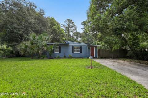 4009 Eve Drive, Jacksonville FL - photo 12 of 38