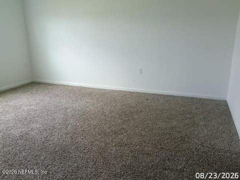 12087 Green Thicket Lane, Jacksonville FL - photo 8 of 9