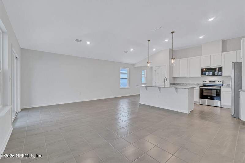 3 bedroom Single Family Residence at 718 Panther Lake Parkway, Panther Creek, Jacksonville — photo 5