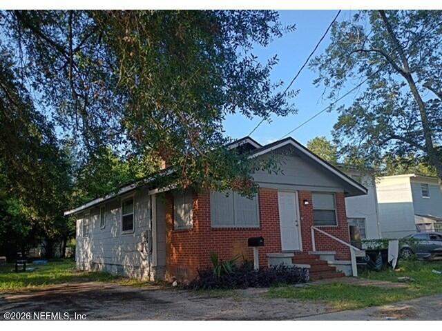 3 bedroom Single Family Residence at 1766 W 9th Street, North Lavilla, Jacksonville — photo 2