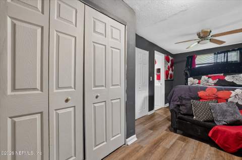 5257 Woodcrest Road, Jacksonville FL - photo 12 of 43