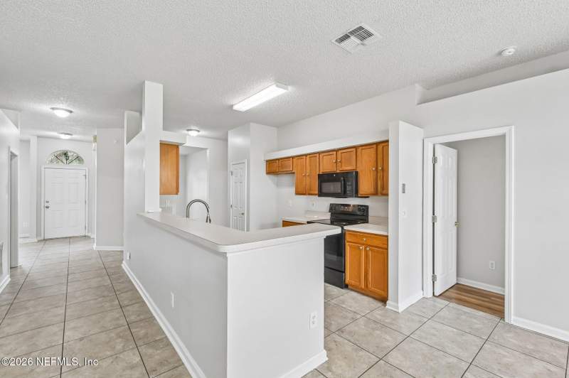 4 bedroom Single Family Residence at 476 Hillside Drive, Cranes Landing, Orange Park — photo 4