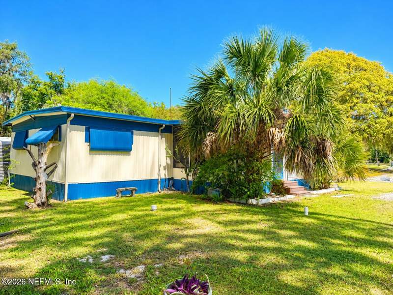 2 bedroom Mobile Home at 126 Golf Course Lane, Acosta Grant, Crescent City — photo 2