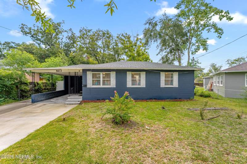 3 bedroom Single Family Residence at 5613 Bree Road, Floradale, Jacksonville — photo 2