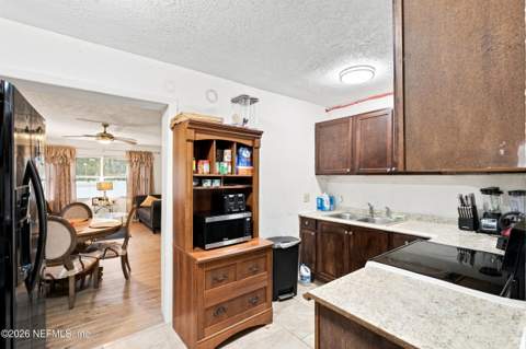 5613 Bree Road, Jacksonville FL - photo 10 of 26