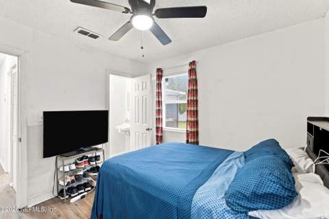 5613 Bree Road, Jacksonville FL - photo 21 of 26