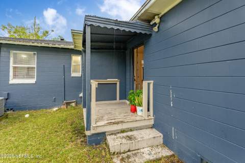 5613 Bree Road, Jacksonville FL - photo 24 of 26
