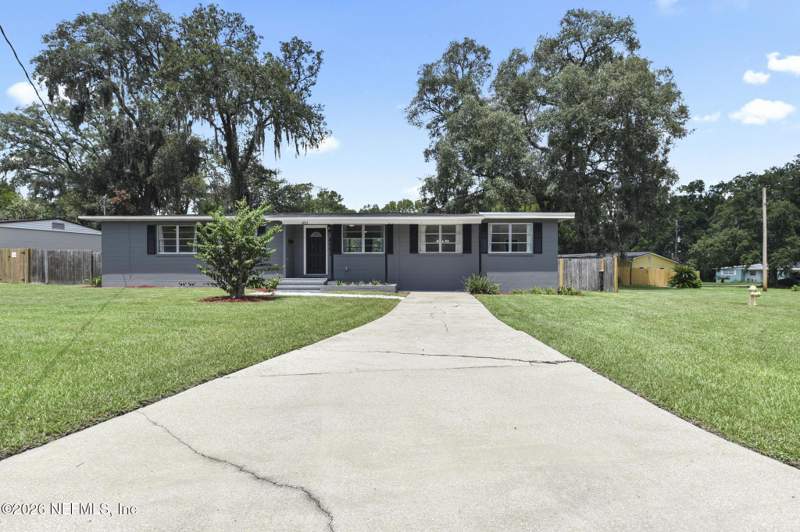 3 bedroom Single Family Residence at 4803 Avent Drive, Ortega Hills, Jacksonville — photo 2