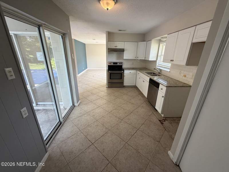 3 bedroom Single Family Residence at 3130 Beachwood Boulevard, Beachwood, Jacksonville — photo 4