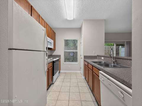 5260 Collins Road #1201, Jacksonville FL - photo 14 of 50