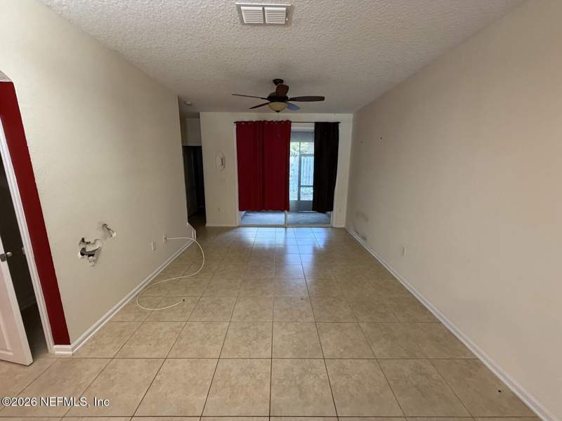 2 bedroom Townhouse at 12256 Black Walnut Court, Northwoods, Jacksonville — photo 5