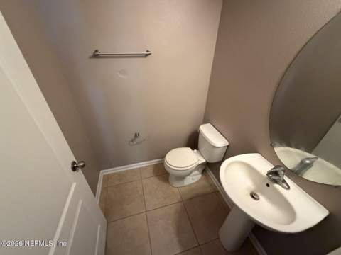 12256 Black Walnut Court, Jacksonville FL - photo 9 of 13